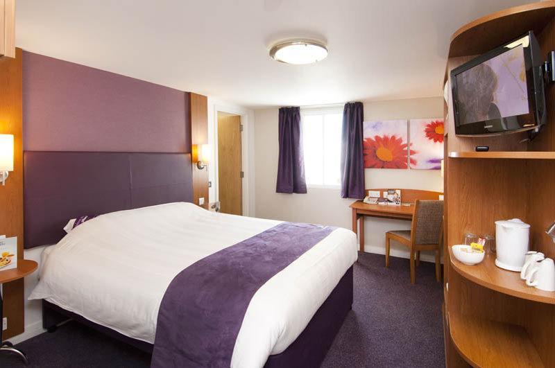 Premier Inn York North West 외부 사진